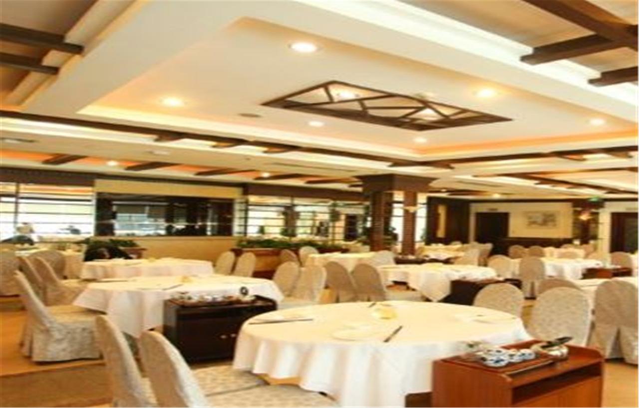 Clifford Golden Lake Hotel Foshan Exterior foto